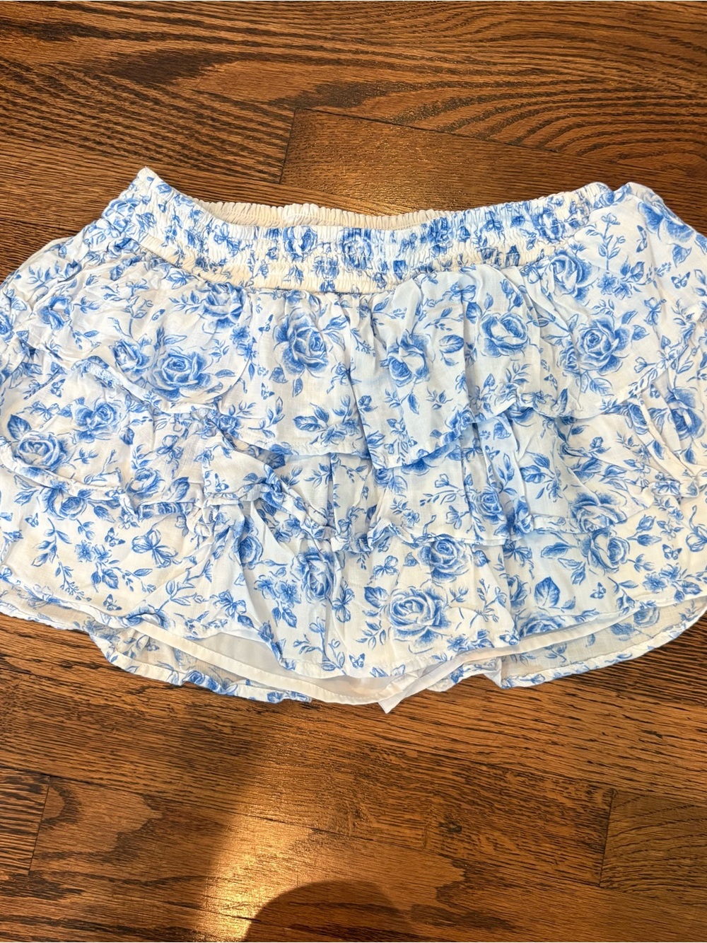 Hollister White Skirt with Blue Floral Ruffle Tiers